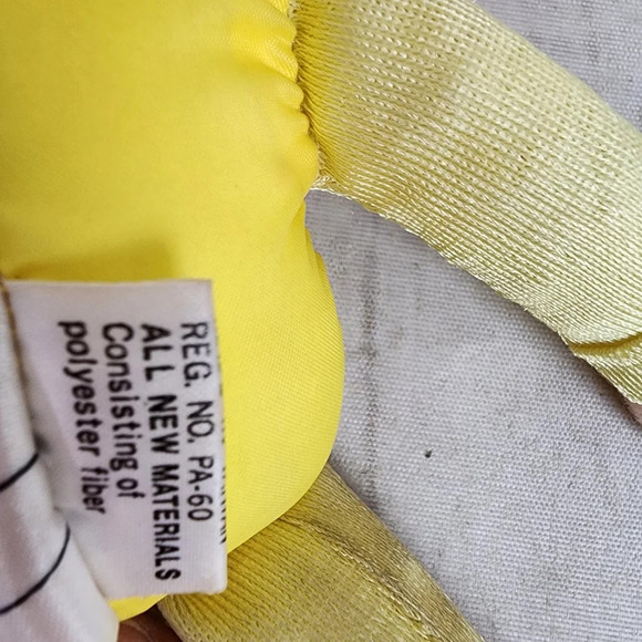 Vintage 1983  Rainbow Brite Canary Yellow Doll Hallmark - Picture 12 of 13